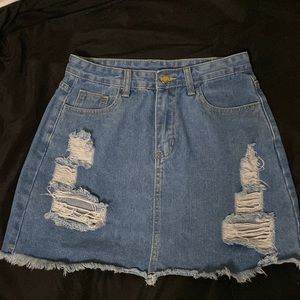 Medium dark jean washed skirt from SHEIN